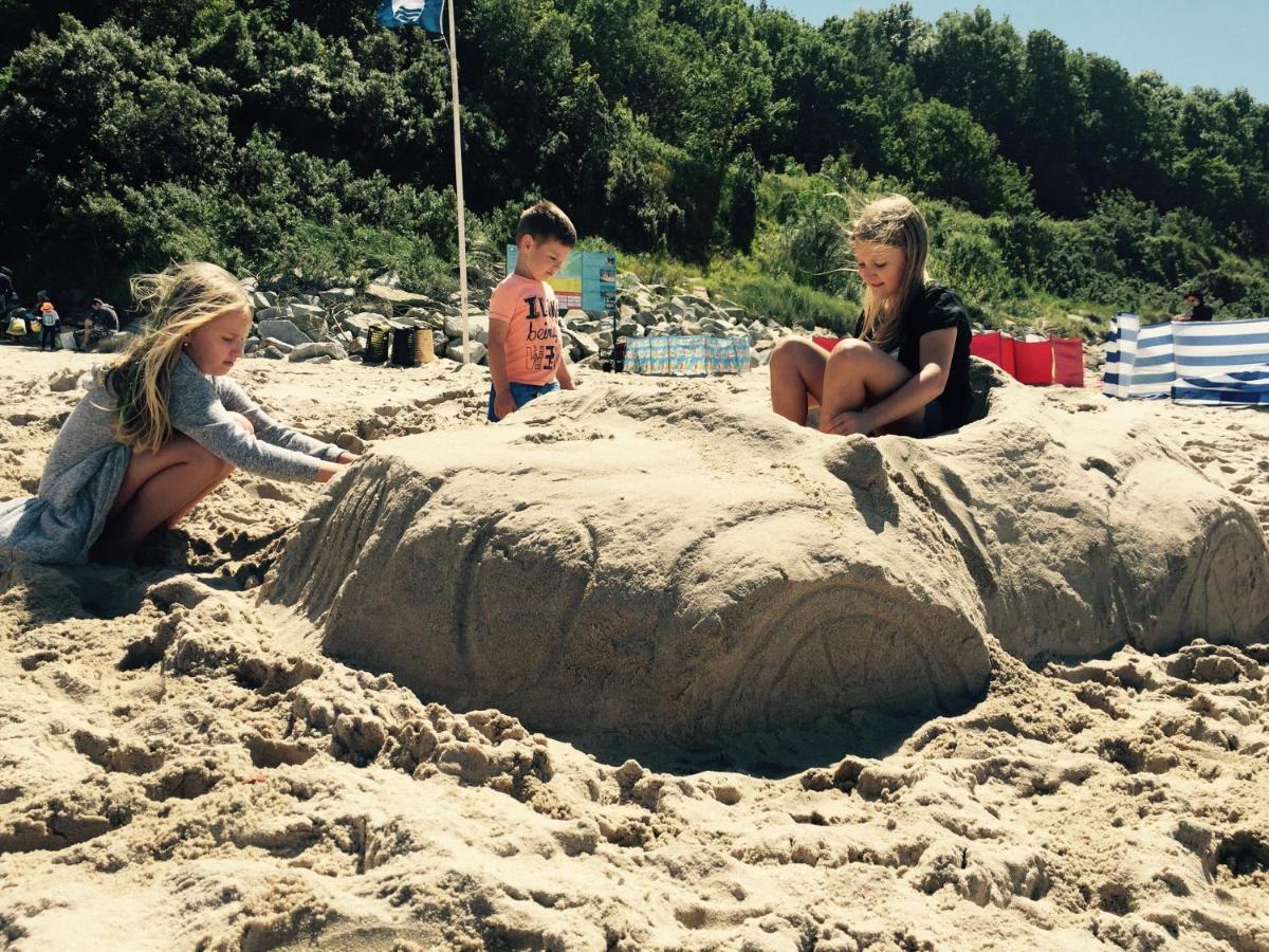 Kapitanskie Domki Trzęsacz Kültér fotó